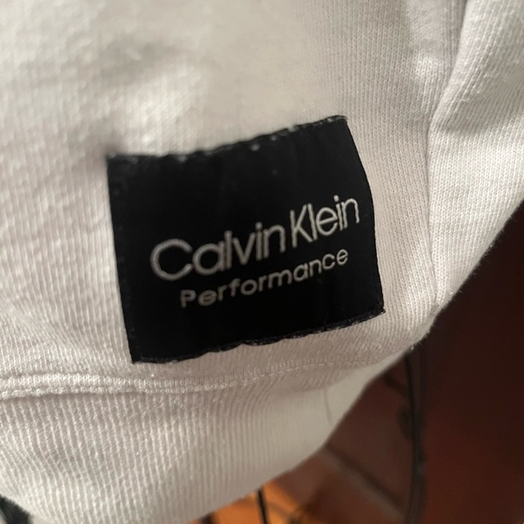 Calvin Klein White Sweatshirt with Black Logo - Picture 2 of 6